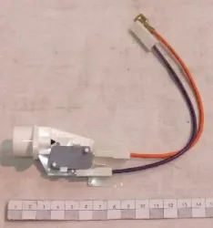 Микровыключатель Robot Coupe 39860 – купить в RuOborudovanie.ru с доставкой до двери Микровыключатель Robot Coupe 39860