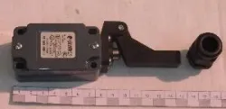 Микровыключатель Comenda для Lc700 с рычагом 120364 – купить в RuOborudovanie.ru с доставкой до двери Микровыключатель Comenda для Lc700 с рычагом 120364